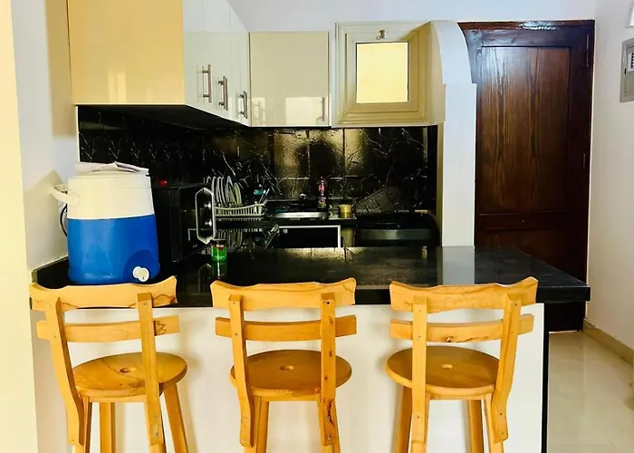 2 Bedroom Flat With Balcony Apartment
